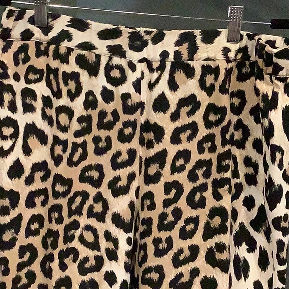 Women’s animal print elastic waist pants - Picture 2 of 6